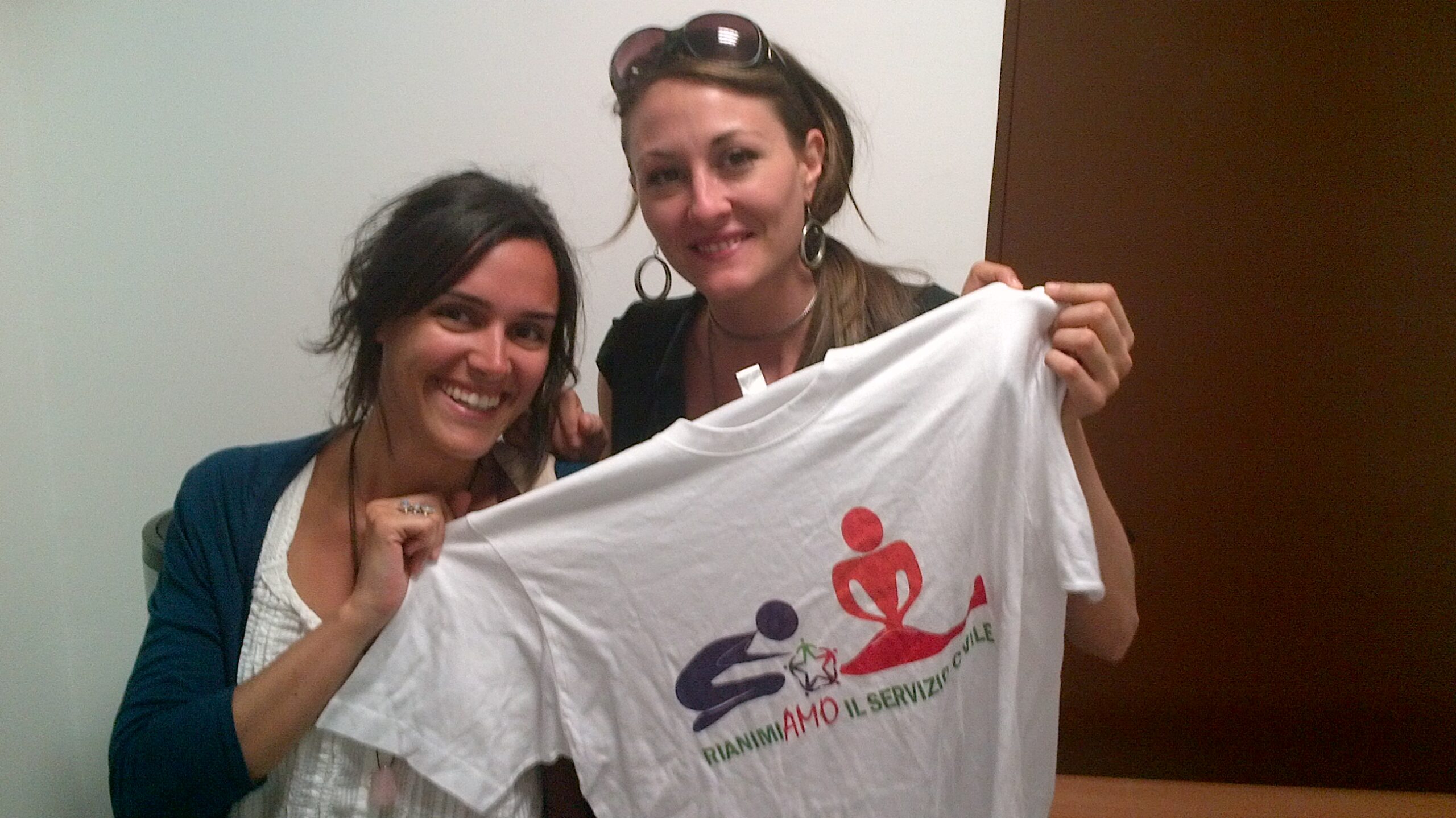 IL SERVIZIO CIVILE E’ IN GINOCCHIO. IL MINISTRO RICCARDI COSA INTENDE FARE? E IL GOVERNO?