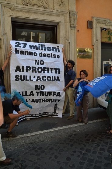 No alla truffa sul referendum, nessun profitto sull’acqua!