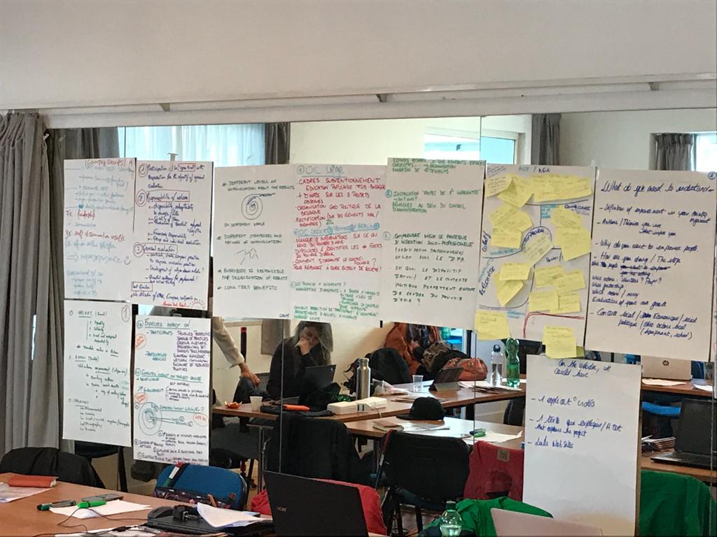 C’est possible e Findyourself entrano nel vivo